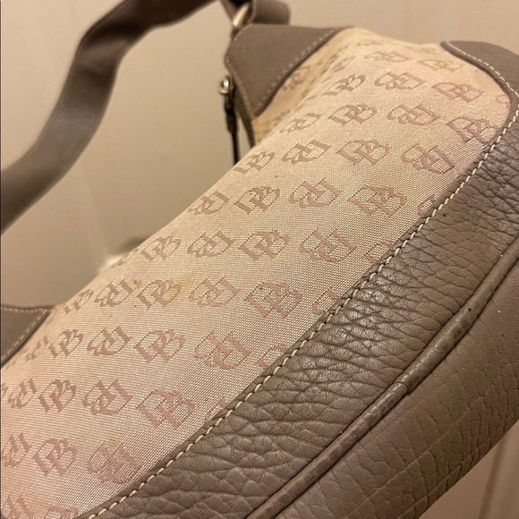 Dooney & Dourke please check all picture of condition - Picture 9 of 17